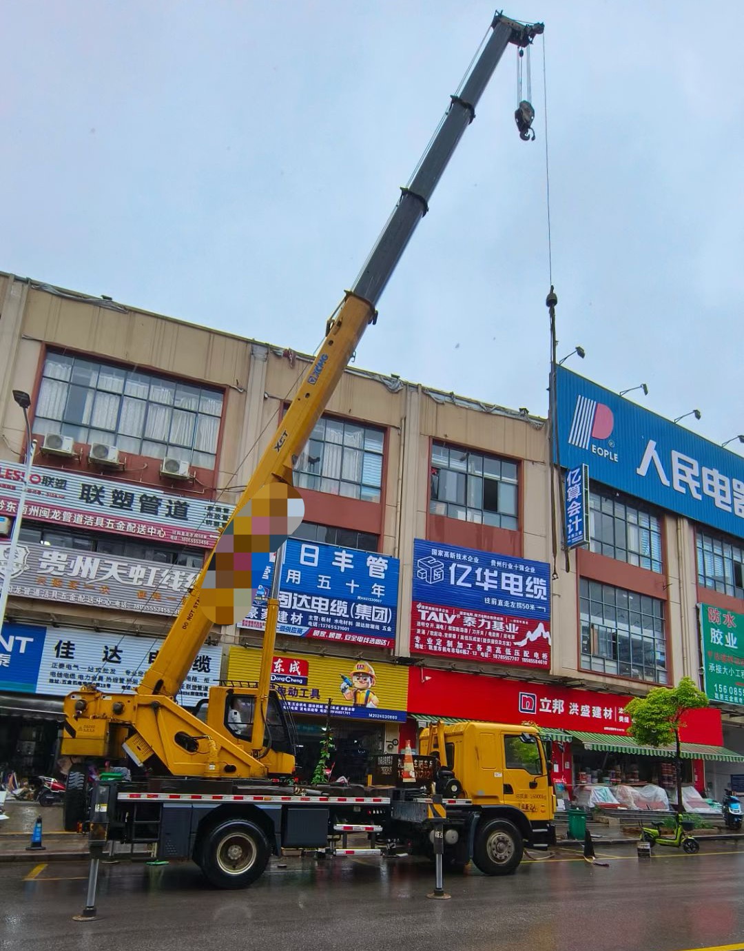 龙泉市什么时间对吊车进行维修保养最合适