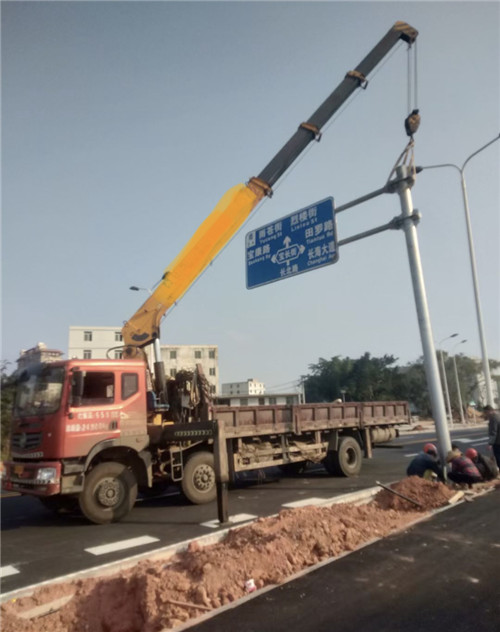 龙泉市设备吊装租赁吊车要用多大吊车