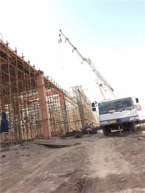 龙泉市25 吨、50 吨吊车怎么选？多大重量 / 半径适合对应车型？