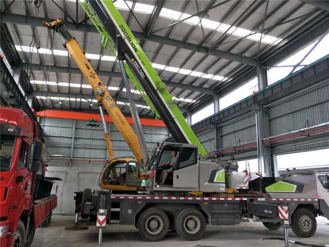 龙泉市高空车出租需要注意哪些安全事项？