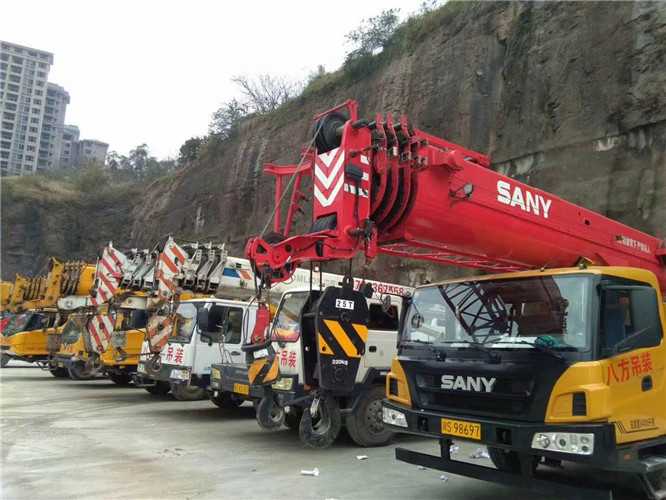 龙泉市吊车出租按什么计费？台班费、单次费、里程费怎么算？