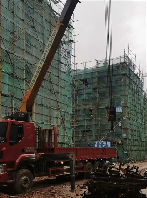 龙泉市“慢工细活”—— 吊车的 “微动控制” 技术